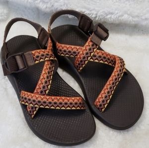 Chacos size 6